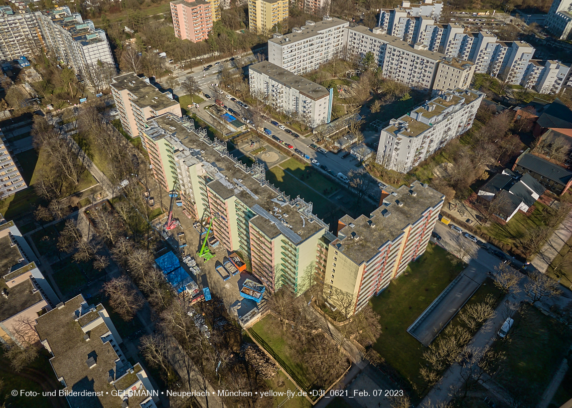 07.02.2023 - Luftbilder von der Sanierung in der Kurt-Eisner-Straße in Neuperlach